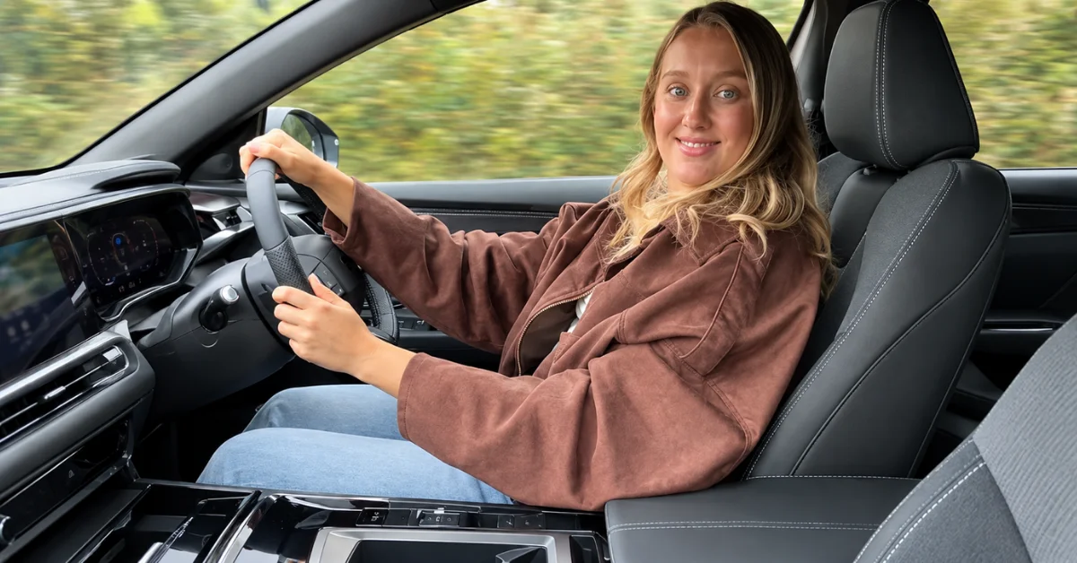 Megan in the Vauxhall Grandland Review