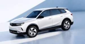 Vauxhall Grandland Family Car Review featured image